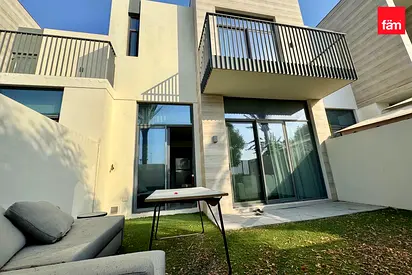 Single Row 3BR + Maid | Prime Location |