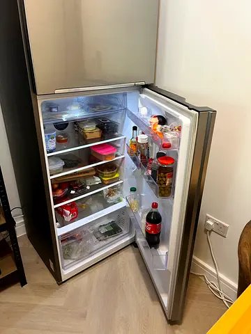 Samsung refrigerator in good working condition