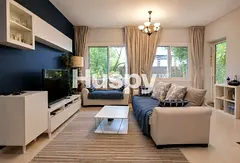 Fully Furnished | Single Row | Close to Park
