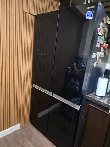 Hitachi french doors Refrigerator