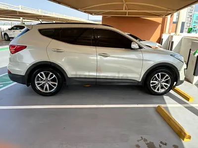 Hyundai Santa Fe 2014 Comfort Plus GCC Specs