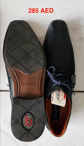 Bugatti mens dark blue leather dress shoes - size 42, new