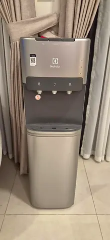 Electrolux freestanding water dispenser - good condition