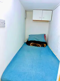 Abu Baker Metro Capsul Partition