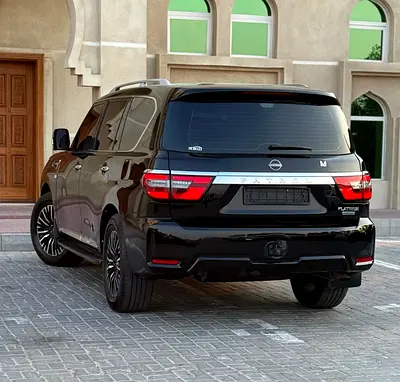 2015 Infiniti QX80 — фото 7
