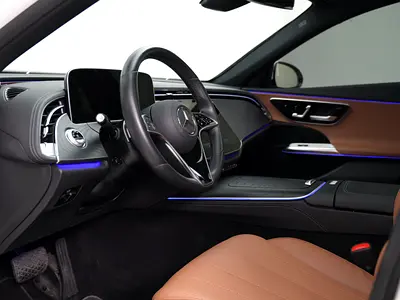 Mercedes-Benz E-Class E 200, миниатюра 10