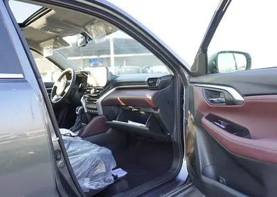 Toyota Urban Cruiser GLX, миниатюра 13