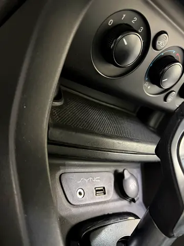 صورة مصغرة 15 لـ 2018 FORD FIGO