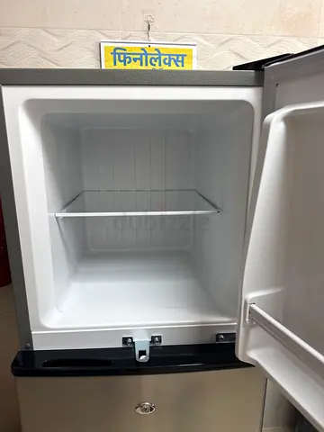 Portable mini freezer / cooler - compact chest unit (used)