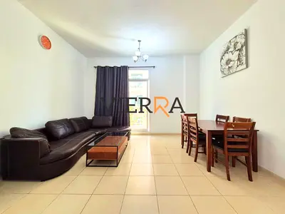 Spacious Layout | With Laundry/Store | Low Floor