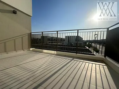 4 Br + Maid | Vacant | Prime Location