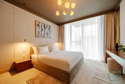 Private Beach 1 BR | Pool & Gym| Lock-In Summer Rate