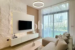 Fully furnished | Vacant | Upgraded | Park View