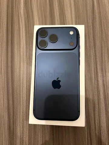 iPhone 17 Pro Max 256 gb – Excellent Condition