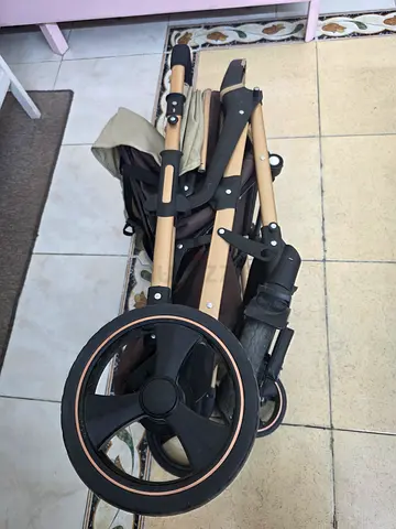 Belecoo Reversible Baby Stroller – Excellent Condition