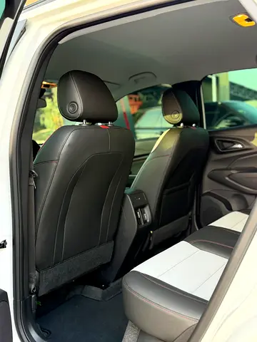صورة 8 لـ 2025 Chevrolet TRAX