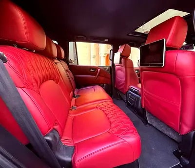 2015 Infiniti QX80 — миниатюра 11