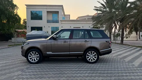 Pristine Land Rover Range Rover HSE 2016 | GCC Specs | Well Maintained