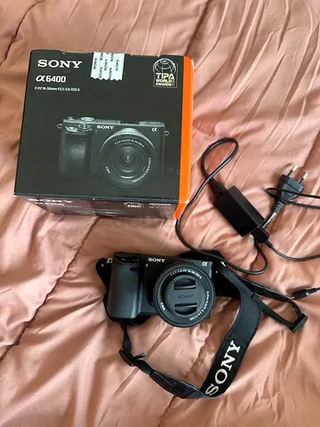 Sony A6400 with Lens Kit, Battery, Original Box, and Charger