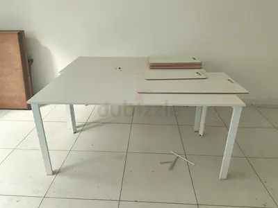 Free desks
