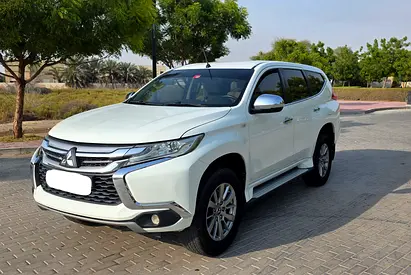 Mitsubishi Montero Sport GLS 2017 | GCC Specs