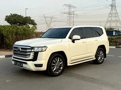 Toyota Land Cruiser 2022 GXR GCC Specs