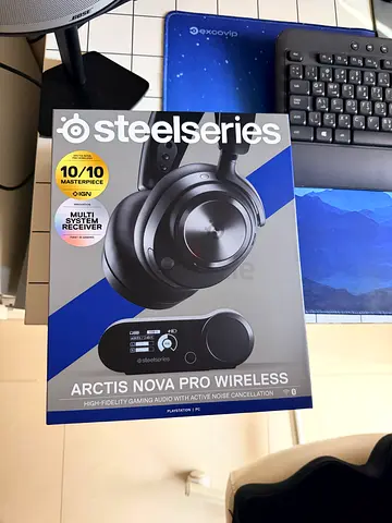 SteelSeries Arctis Nova Pro Wireless headphones - boxed, like new