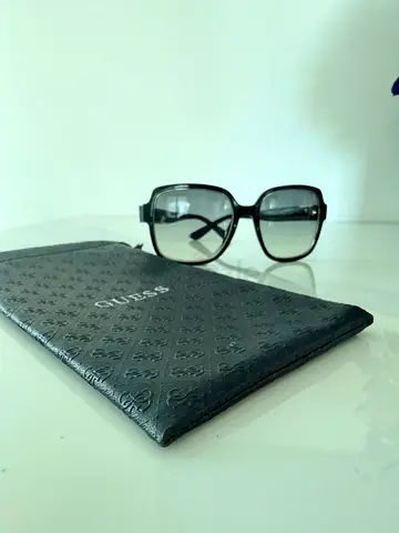 Guess Black Designer Sunglasses – Original