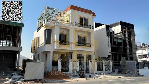 With electricity, water, and air conditioning, own your dream villa and invest in a luxurious villa in the heart of Al Bahia in a sophisticated style.