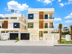 Luxury villa, freehold, all-inclusive, two floors and a rooftop. Negotiable.