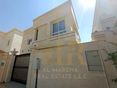 فيلا فاخرة للبيع في الياسمين – عجمان | أرضي + أول + روف | تكييف مركزي | شامل رسوم التسجيل والتمليك