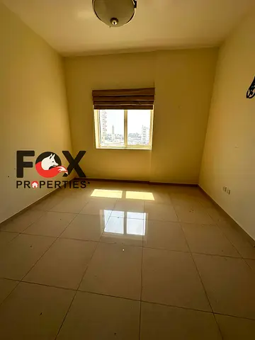 One bedroom and living room for annual rent with a practical design and spacious areas in a strategic location