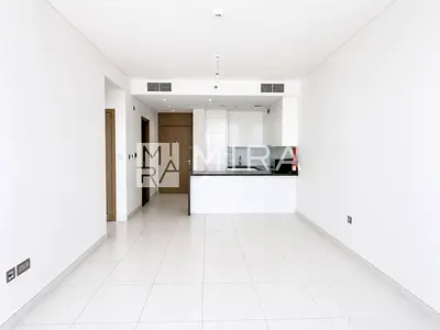 Elegant 1BR in Residences 12 | District One