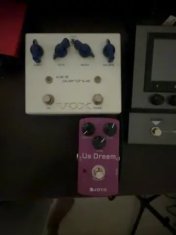 Two guitar effects pedals (Vox CE-5 Overdrive Joyo Us Dream) - used