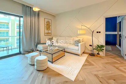 Upgraded 1 Bed | Fully Furnished | Great Location