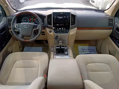 2018 Toyota LAND CRUISER — фото 9