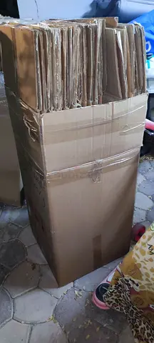 Packing box carton