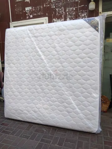 180x200cm king size mattress. Same day delivery available