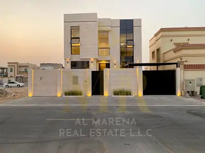 بدفعه مقدمه 10% تملك فيلا 5 غرف بارقى تشطيب فى عجمان