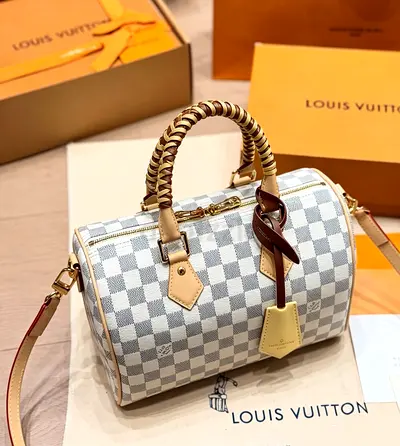 LV SPEEDY BAGS NEW DESIGN