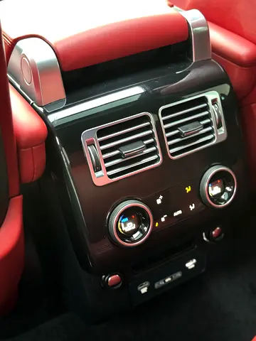 2018 LAND Rover RANGE ROVER — миниатюра 19