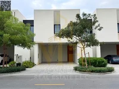 Luxury villa in Al-Zawraa – private pool and large garden, price includes electricity, water and air conditioning