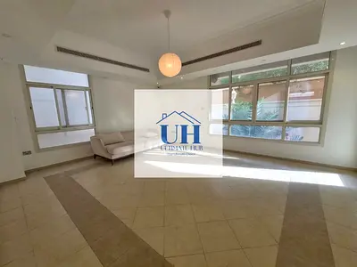 Spacious 5BR Villa | Private Yard | Maror