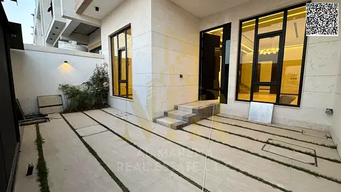 | تملك فيلا بموقع مميز بتشطيبات فاخرة بالياسمين عجمان | 4 غرف ماستر طابقين وروف | بسعر شامل رسوم التسجيل