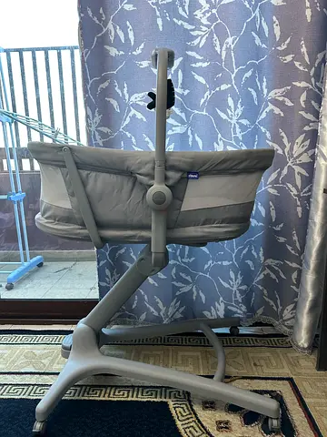 Chicco 4 in 1 baby hug
