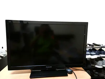 Panasonic 32 Full HD TV