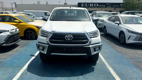 Toyota Hilux SR5 2.7 Engine 4x4