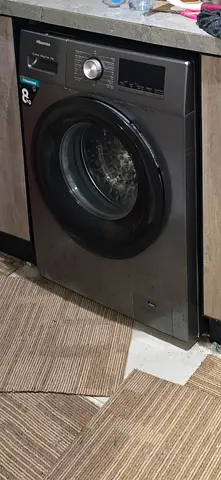 Hisense front load washing machine - 8kg, dark silver (working condition)