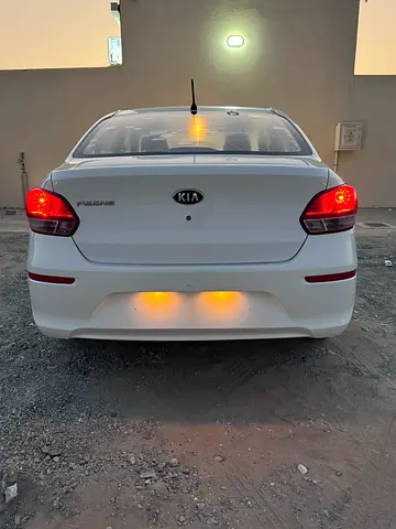 2020 KIA PEGAS thumbnail 8