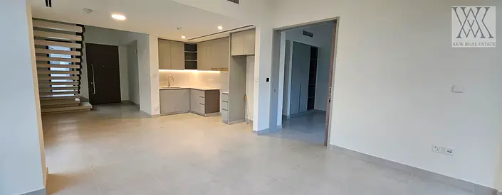 Prime Location in Golden Beach